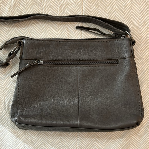 Women's THE SAK Reseda Leather Crossbody - Picture 2 of 14